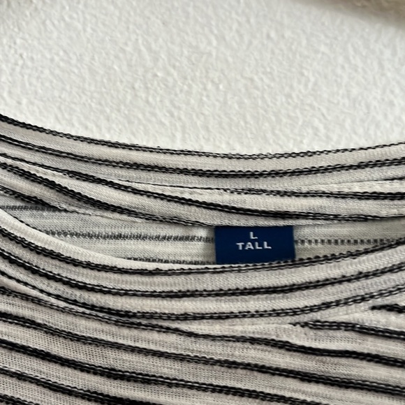 Cropped stripes T shirt - Picture 4 of 4